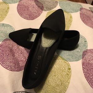 Black Flats