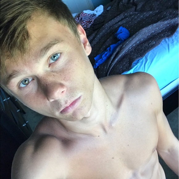 Meet your Posher, Brett - Picture 1 of 1