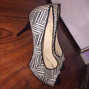 Nine West Stripped Black And White Heels