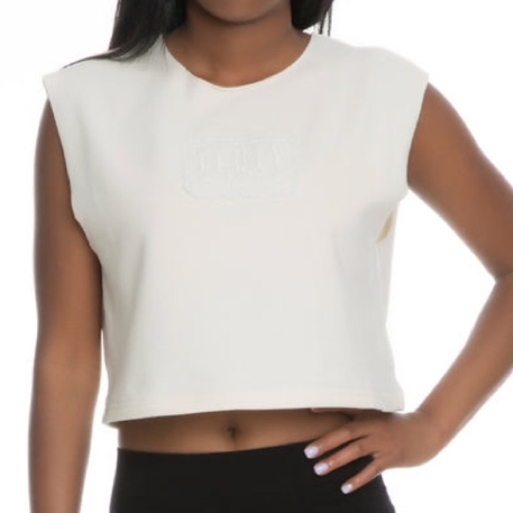 BNWT PUMA FENTY LACE LOGO CROPPED TANK TOP💫💫🌟