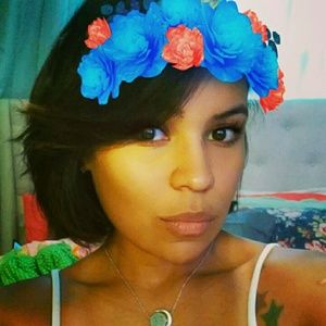 Meet your Posher, Christine