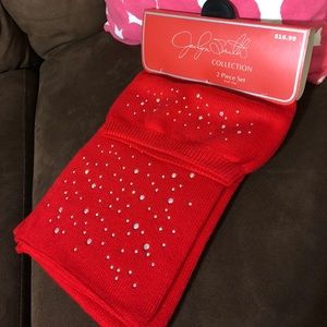 NWT Jaclyn Smith Scarf and Beret Set