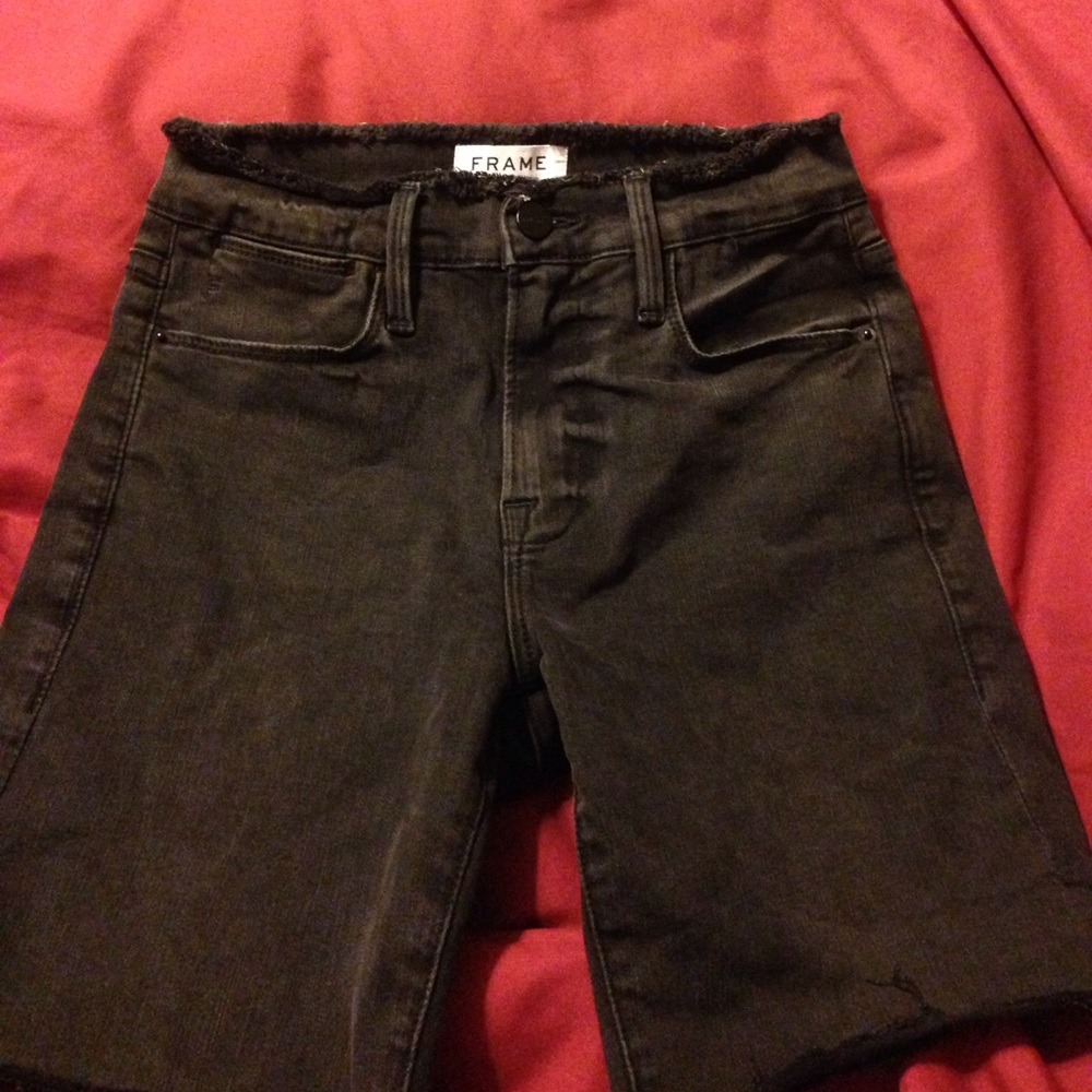 BRAND NEW FRAME DENIM LE HIGH SKINNY BLACK SHORTS