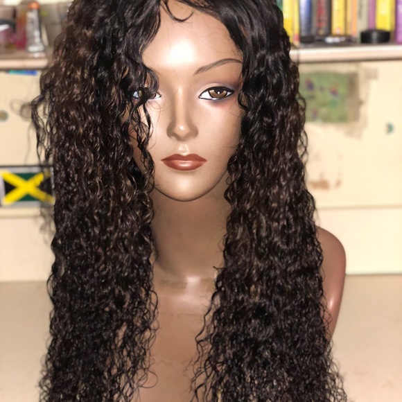 Pre Plucked Lace closure Brazilian  Hair Wig - Picture 3 of 8