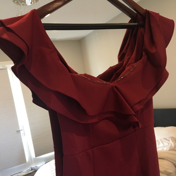 Burgundy ruffle off shoulder dress - Picture 4 of 5