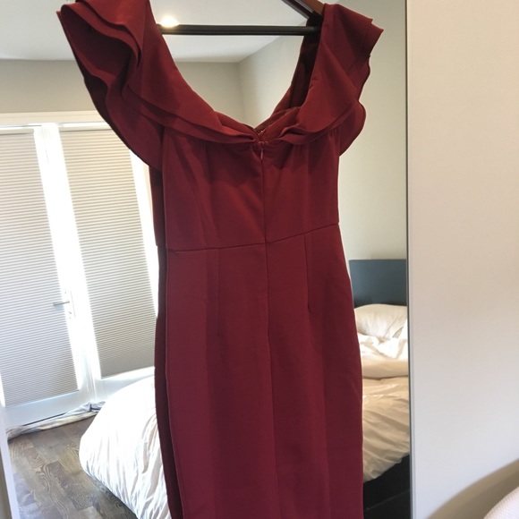 Burgundy ruffle off shoulder dress - Picture 5 of 5