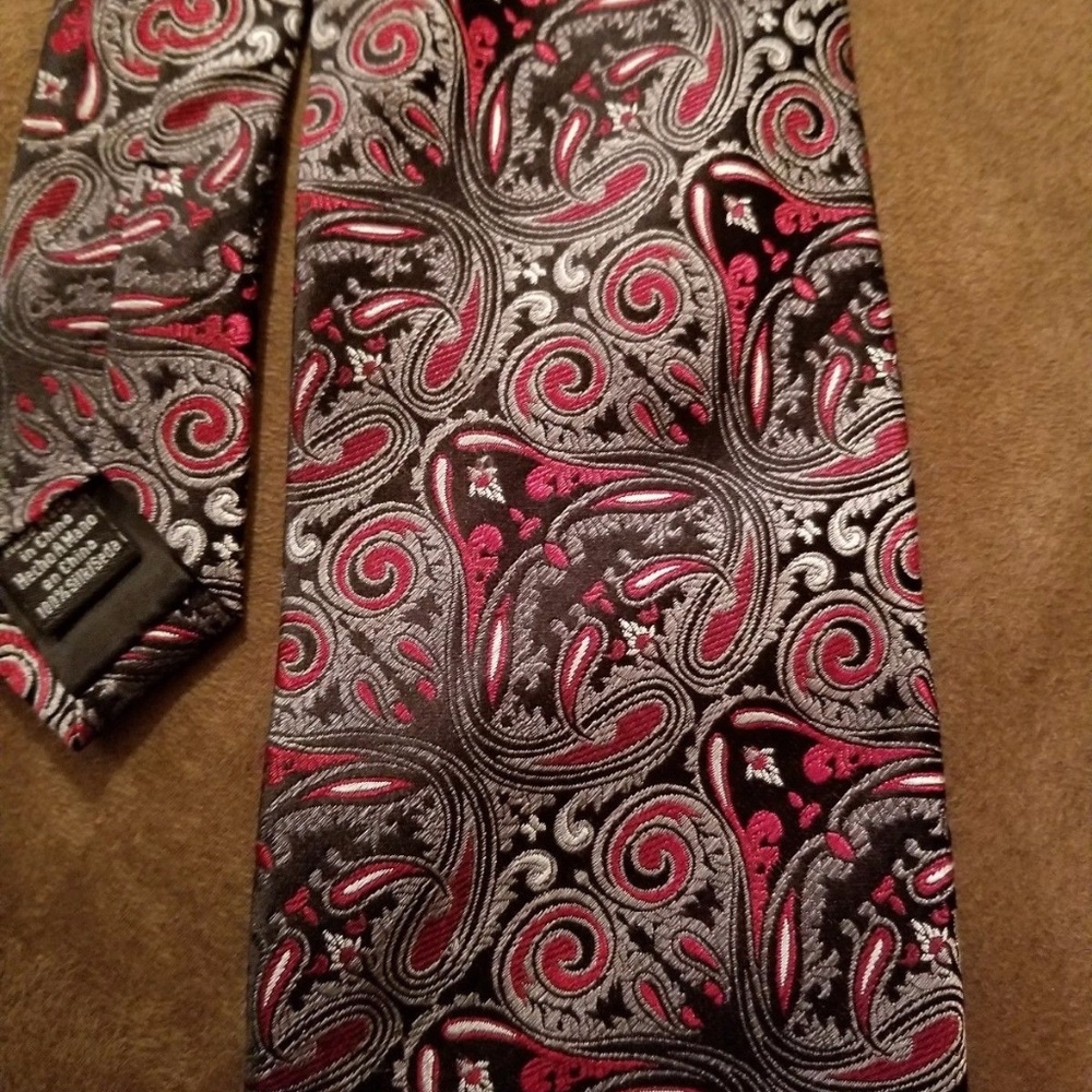 VanHeusen Neck tie, Silk