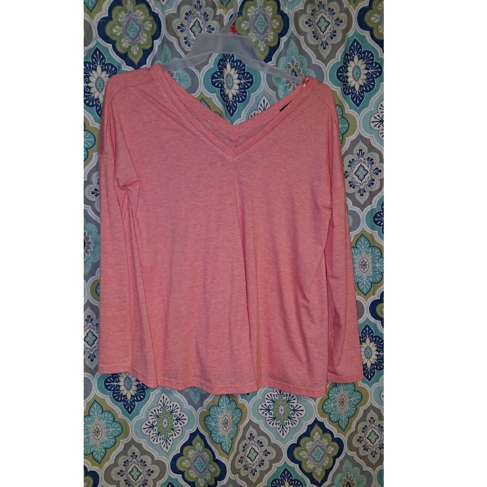 beautiful, breezy top.