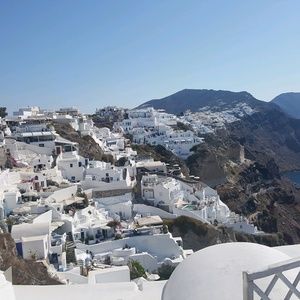 Meet your Posher, Absatu