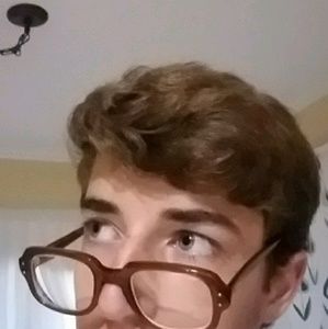 Meet your Posher, Alex