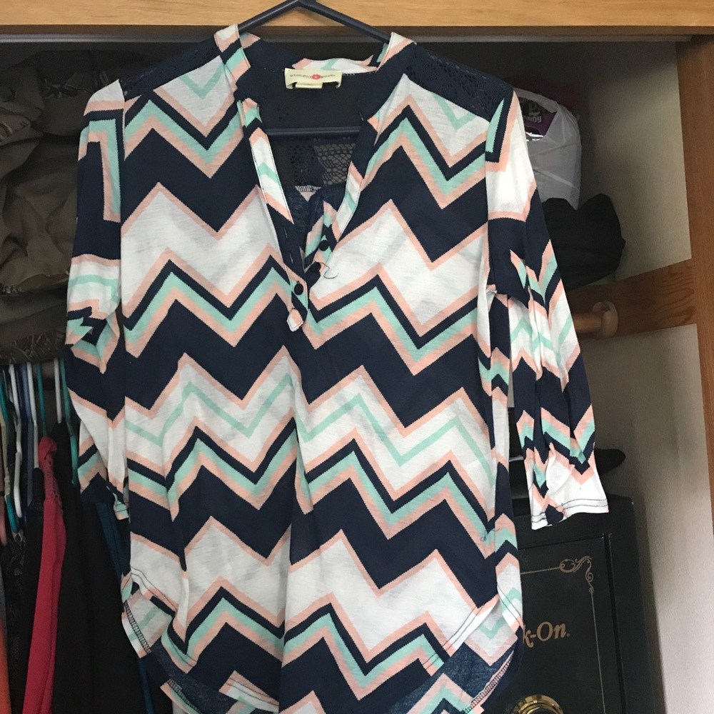Wishful park size large women’s top