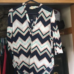 Wishful park size large women’s top