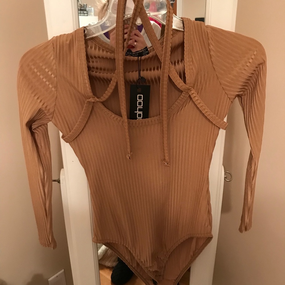Body suit with wrap around choker
