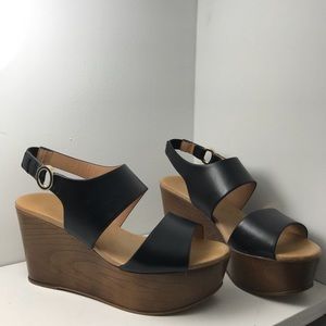 Aldo black wedge sandals