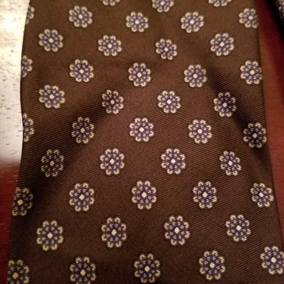 Robet Talbott for Orbachs %100 Silk Tie - Picture 1 of 2