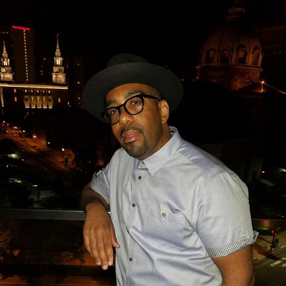 Meet your Posher, Ripton - Picture 1 of 1