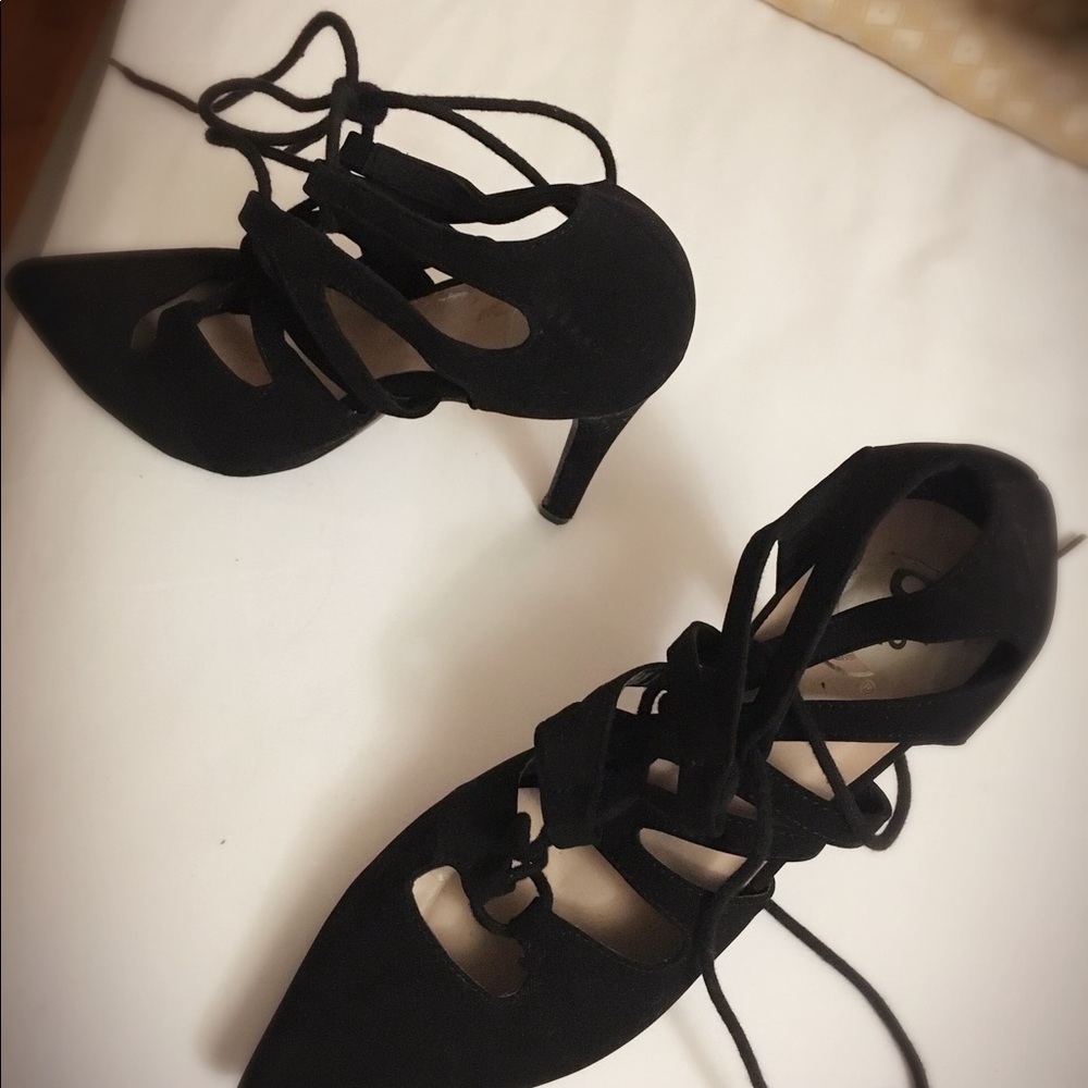 Shoes - Picture 2 of 2