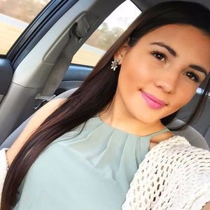 Meet your Posher, Rafaela