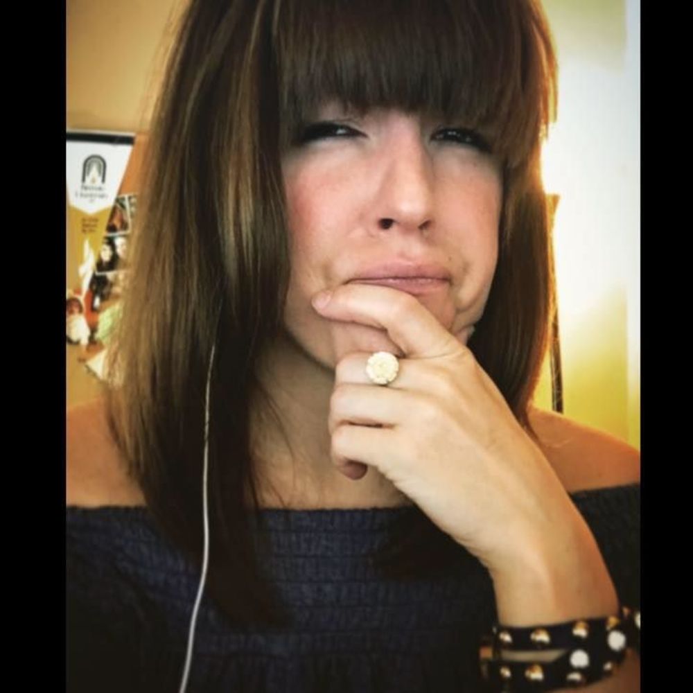 Meet your Posher, Caroline