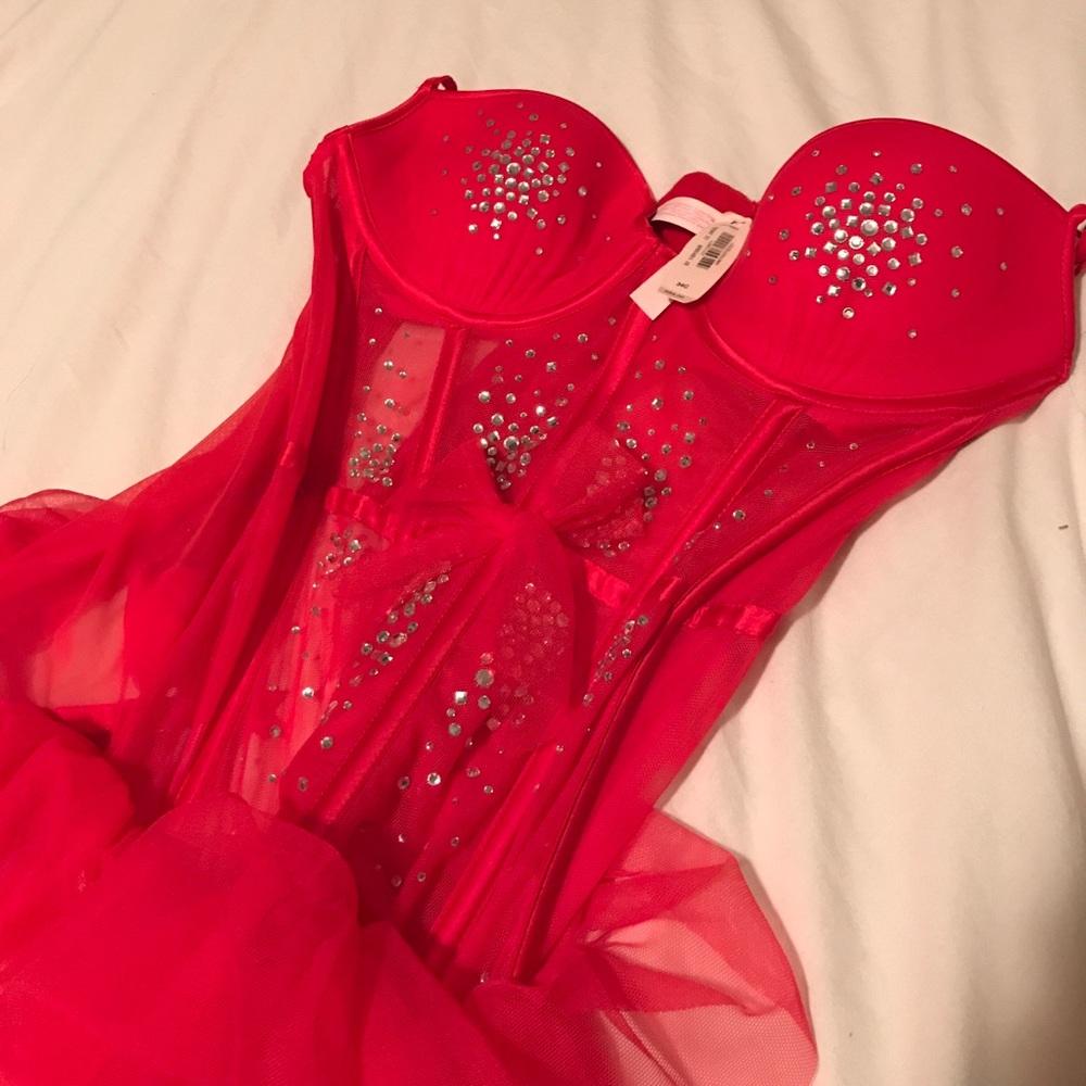 NWT Red Victoria Secret Lingerie