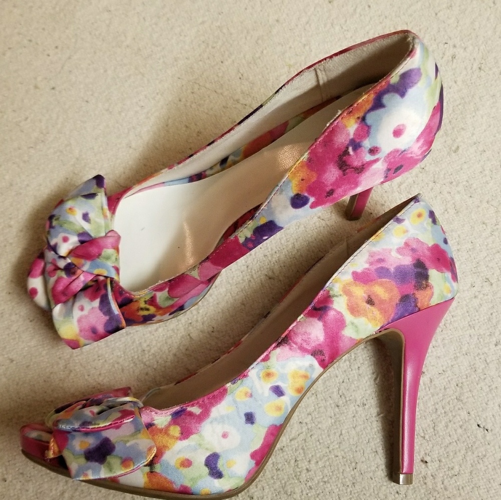 Pink Floral Fioni Pumps Size 8