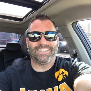 Meet your Posher, Mark