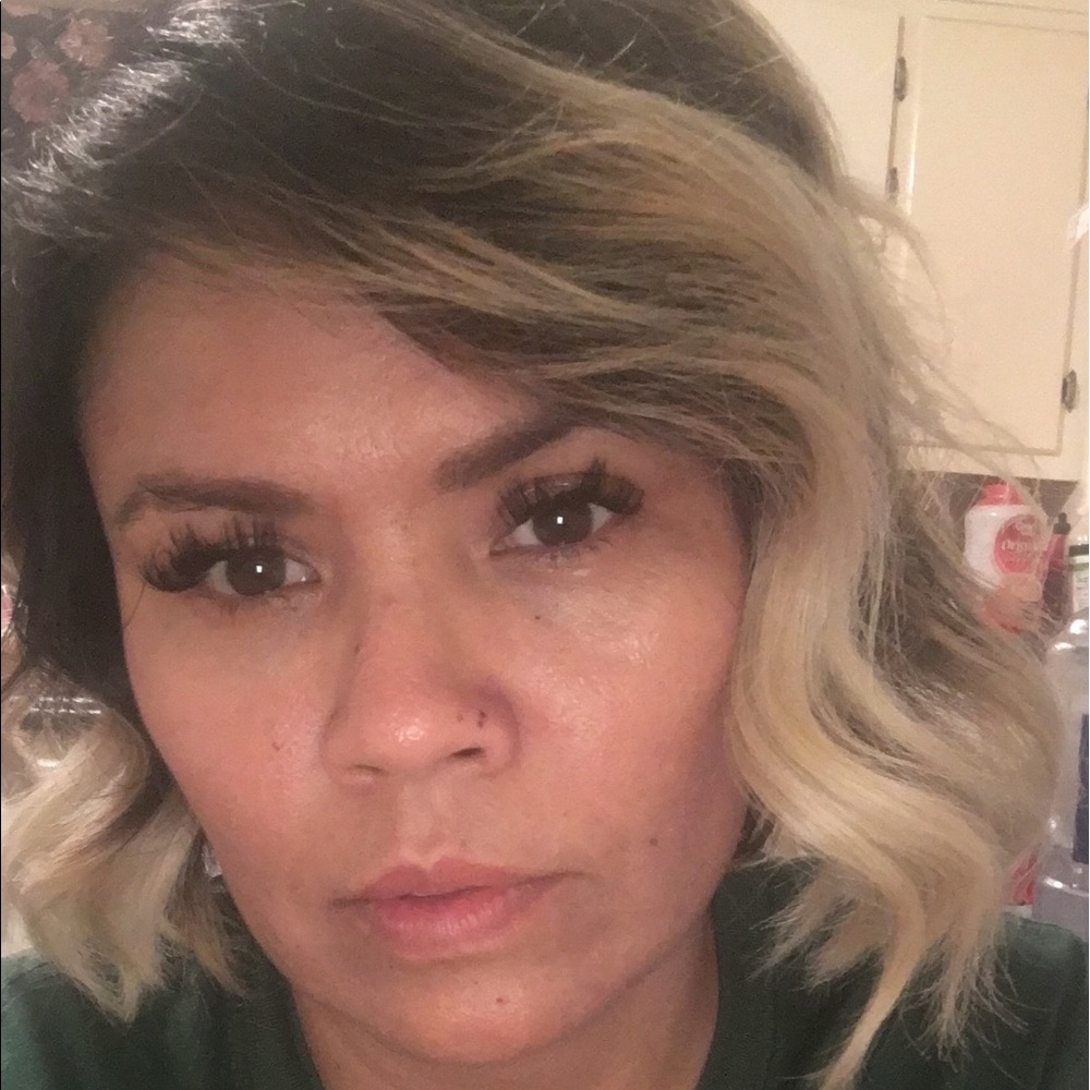 Meet your Posher, Liz