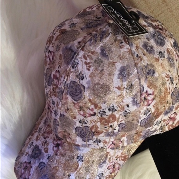 NWT FLIRTY FLORAL CAP. - Picture 2 of 7
