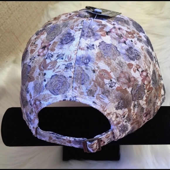 NWT FLIRTY FLORAL CAP. - Picture 4 of 7