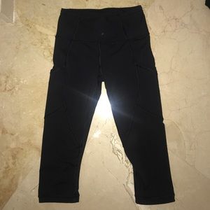 Lululemon Capri mesh leggings