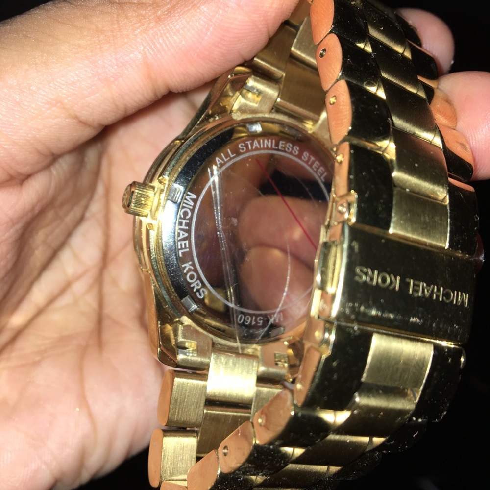 Women watch Michael Kors