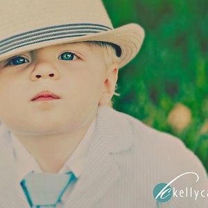 Meet your Posher, Ella