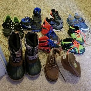 Toddler boy sneakers/shoes