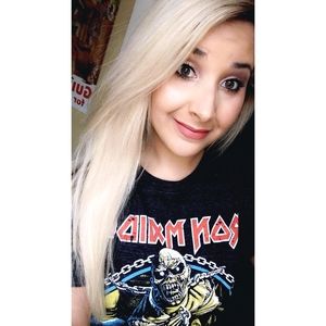 Meet your Posher, Courtney