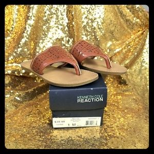 Size 1 Kenneth Cole Reaction sandals