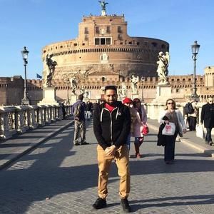 Meet your Posher, Christopher