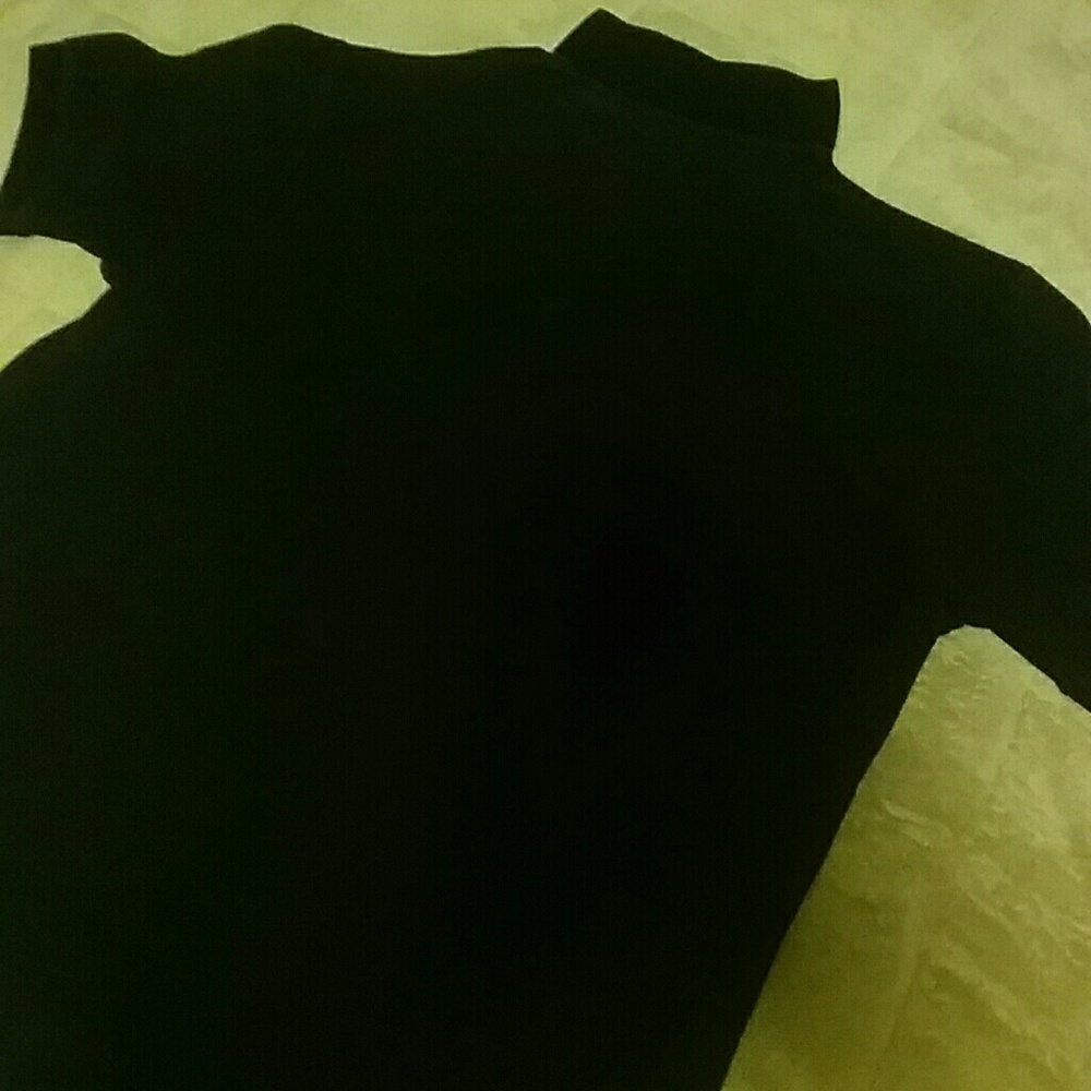 Shirt - Picture 6 of 7