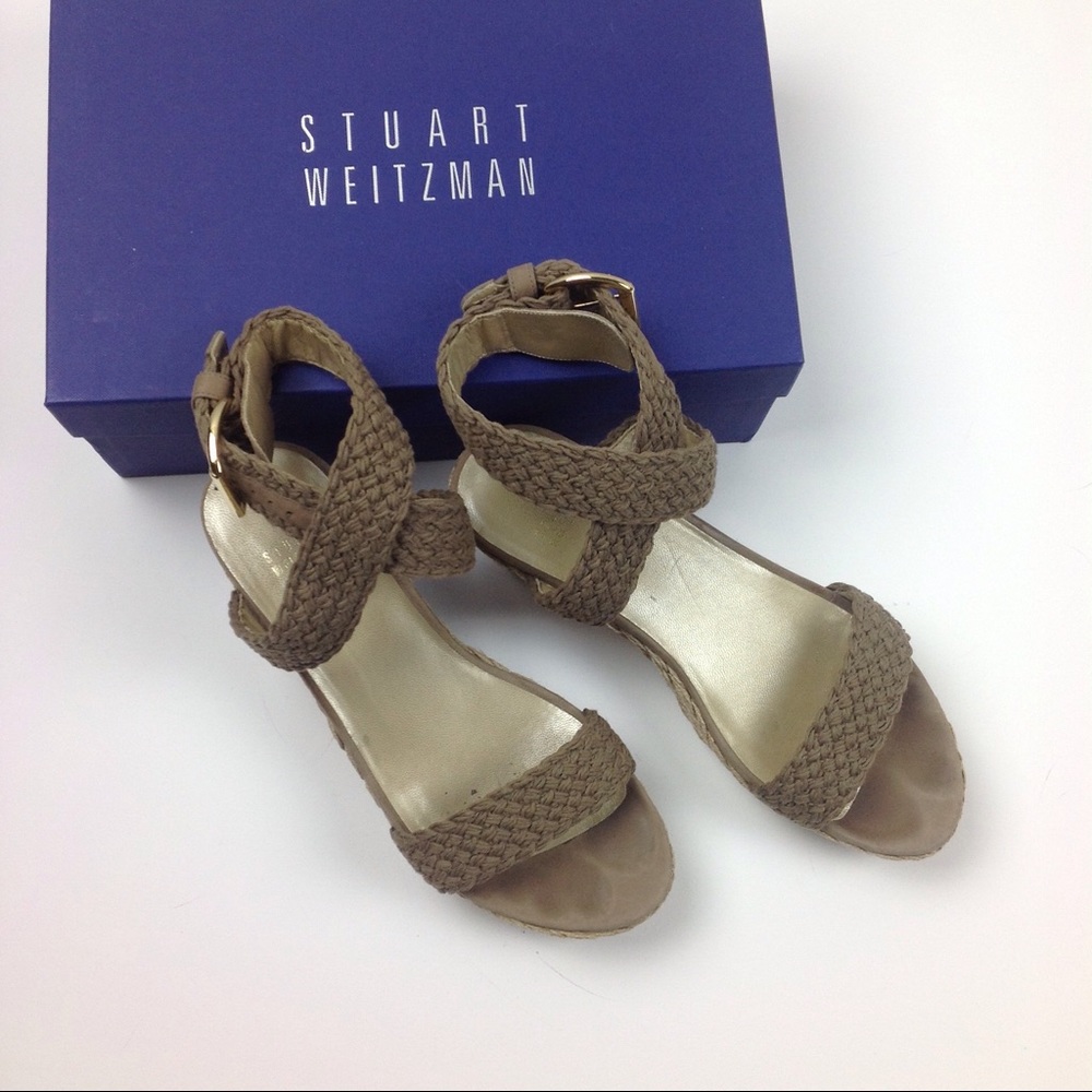 Stuart Weitzman Alexlo Sandals in Swamp