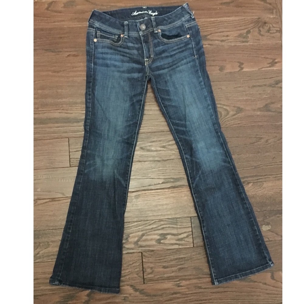 American Eagle size 6 boot cut jeans, WORN ONCE