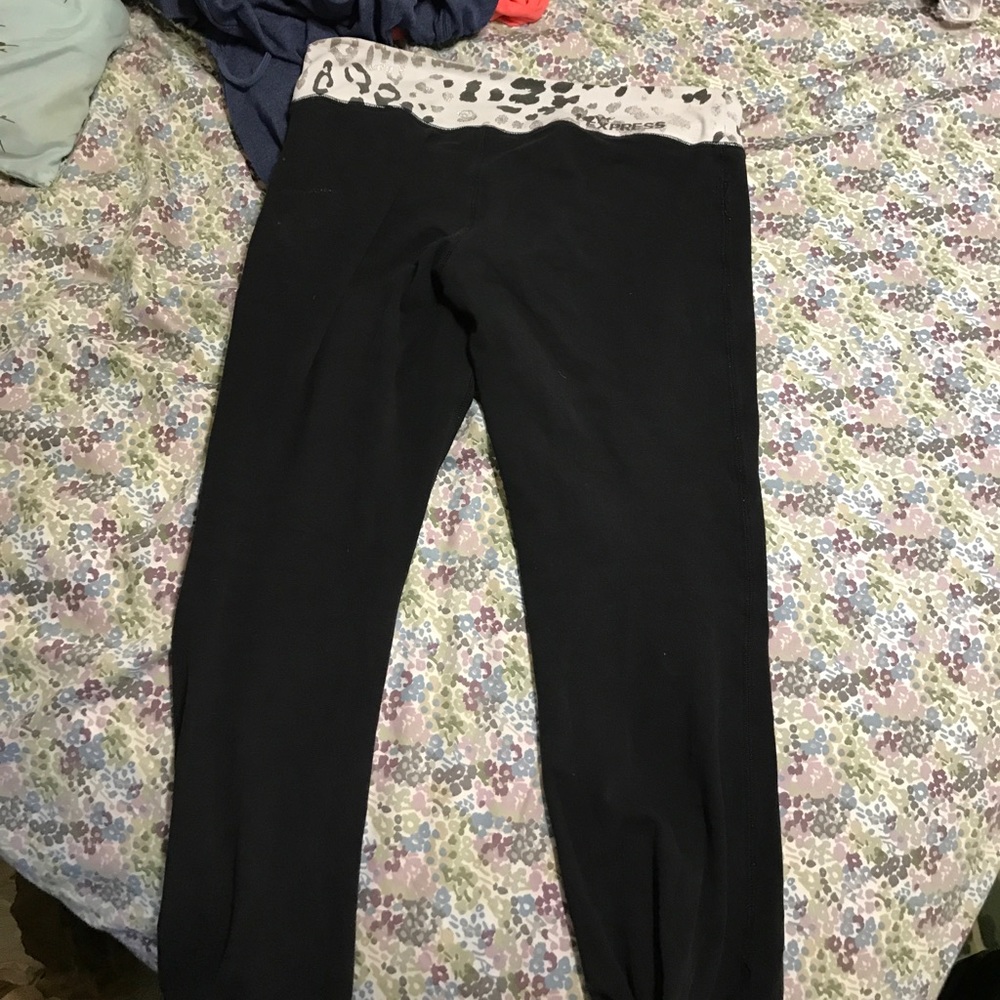 Express yoga pants