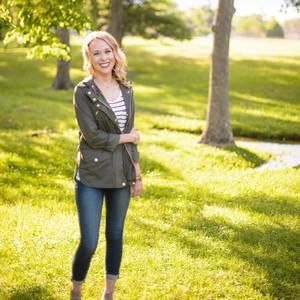 Meet your Posher, Caitlin