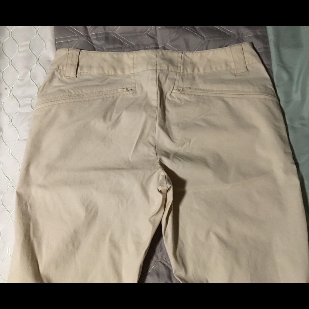 LAST CALL - Athleta khaki Pants