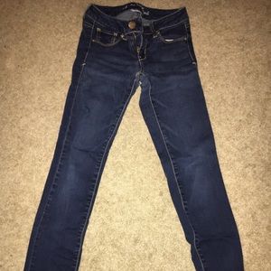 American Eagle blue skinny jeans