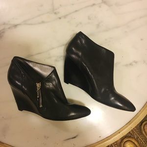 Belle by Sigerson Morrison Zipper Bootie