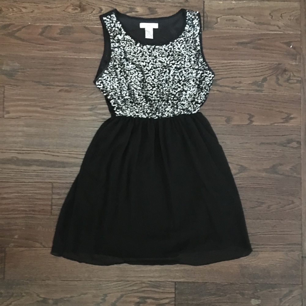 Black sequence dress, perfect condition! Size M