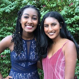 Meet your Posher, Rhea