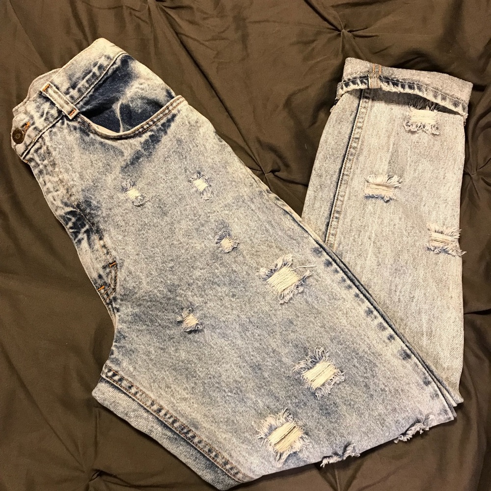 VINTAGE MOM JEANS! Acid wash distressed HIGH WAIST