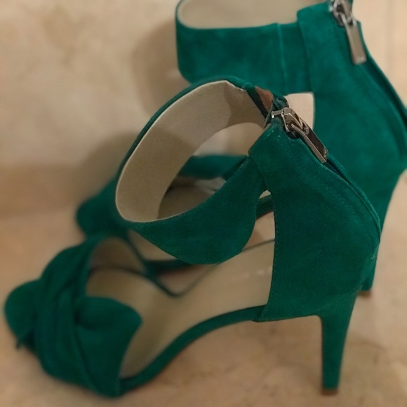 Gorgeous Karen Millen 👠❤️ - Picture 2 of 6