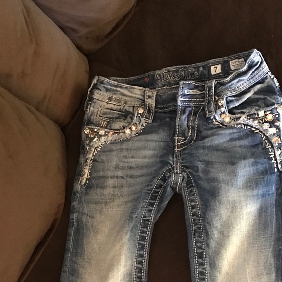 Girls size 7 capris! Super cute! - Picture 3 of 4