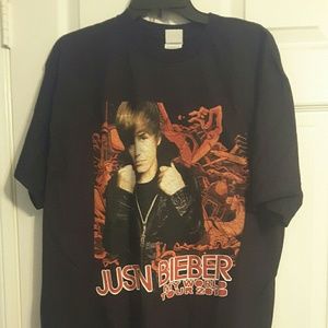 Justin Bieber My World tour shirt